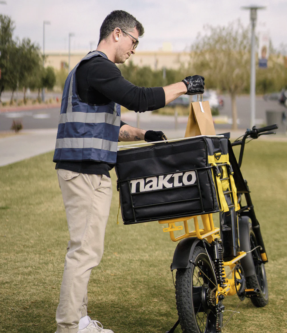 Insulated Food Delivery Bag for the F4 Model by Nakto