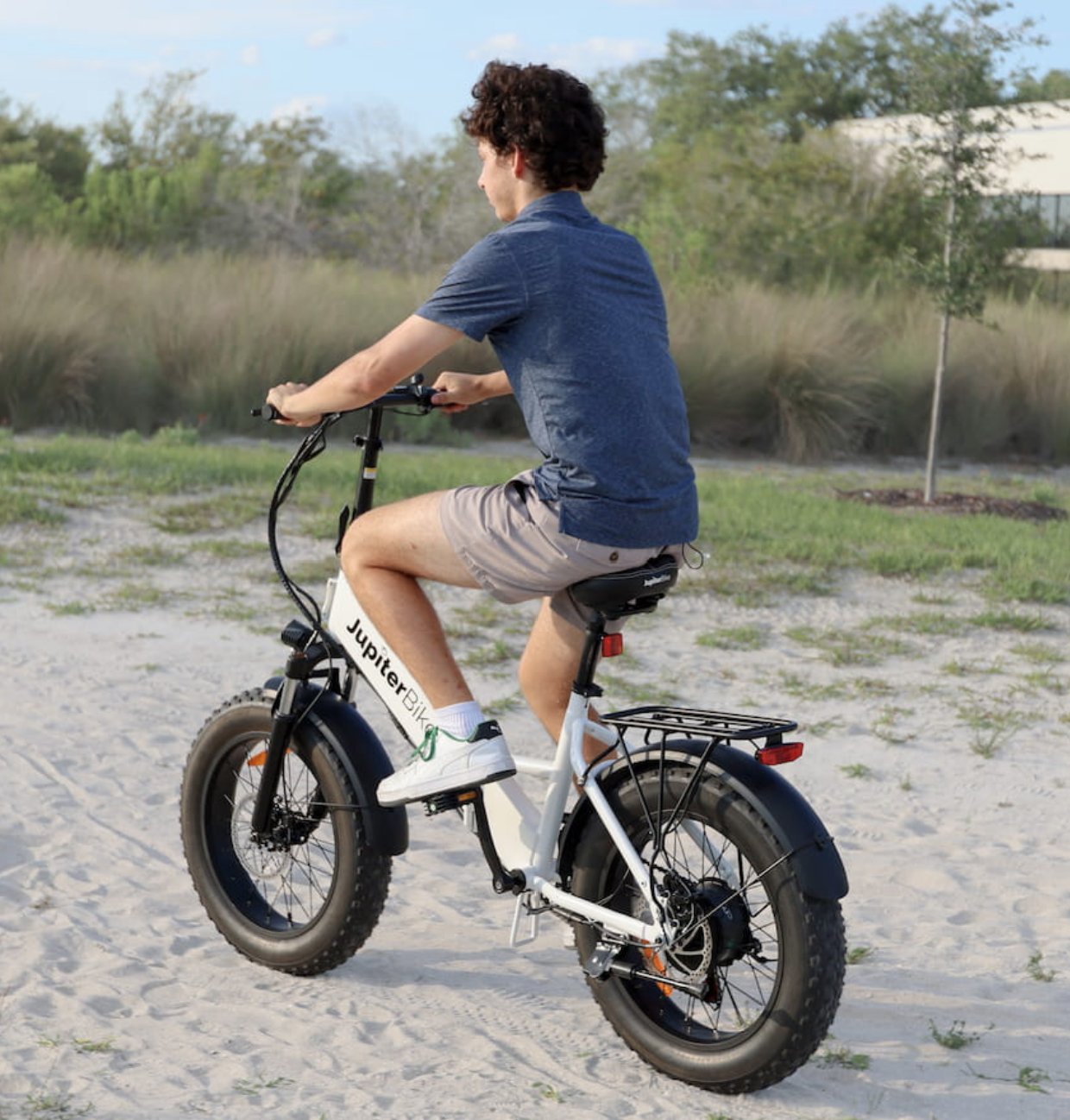 Defiant ST (Step-Through) by Jupiter Bike