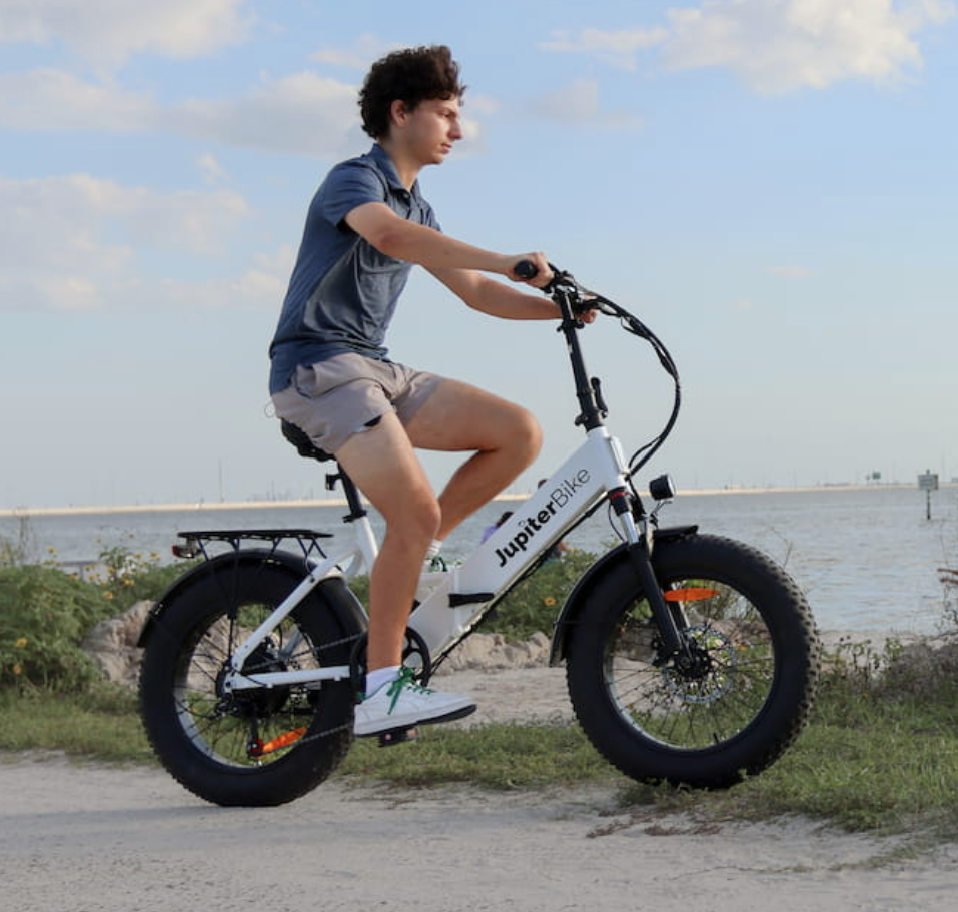 Defiant ST (Step-Through) by Jupiter Bike